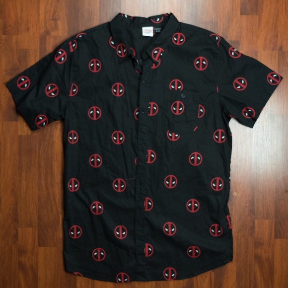 Marvel Other - Deadpool Button Down Short Sleeve Shirt Mens XL